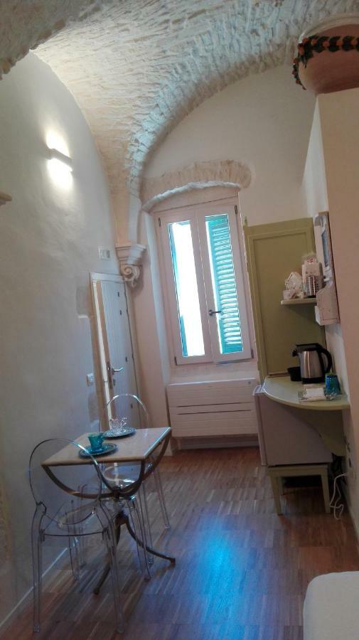 Casa Adele - Dimora Del 1700 Nel Centro Storico Bed & Breakfast Martina Franca Ngoại thất bức ảnh